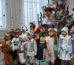 Новогодние торжества в Новоникулинской средней школе.
