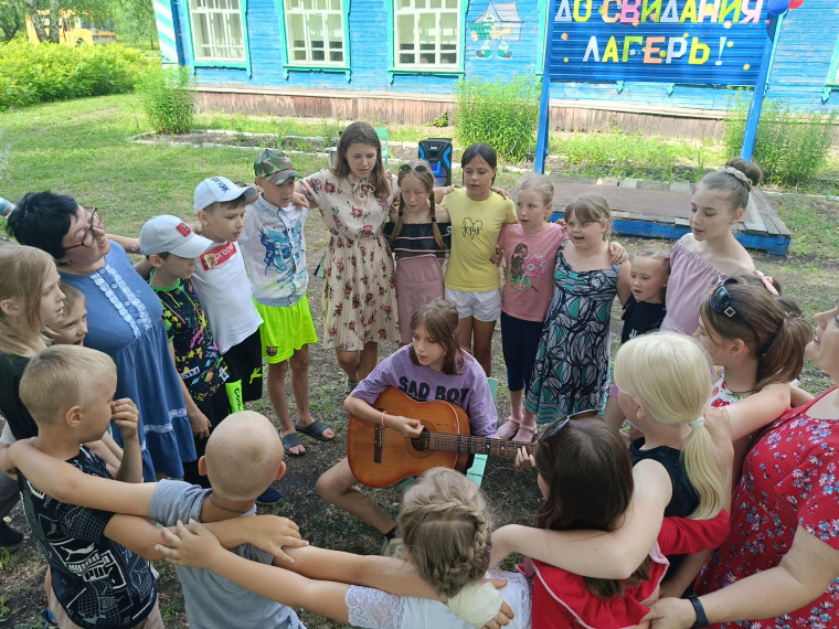 Закрытие лагеря"Березка" в Новоникулинской средней школе.